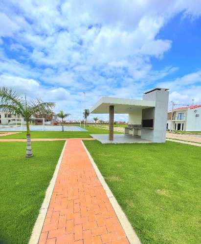 Casa en venta zona este - cond kerana club891087941