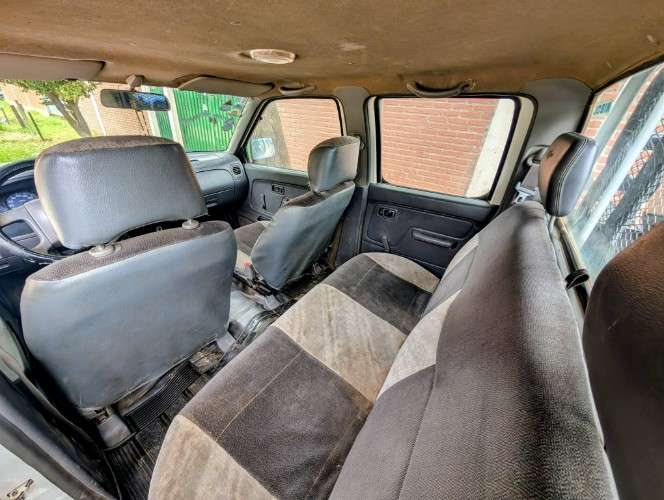 Nissan frontier 2009631563549