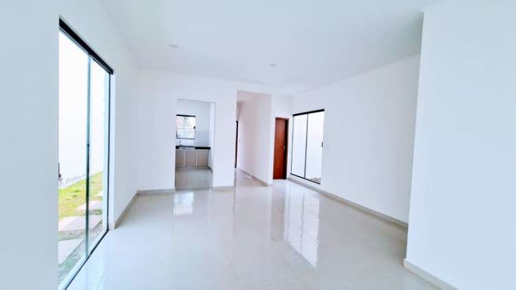 ? tu propia casa con amplio patio en la zona este2064551431