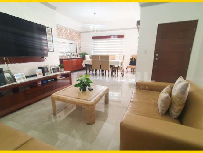 Casa amoblada en alquiler – condominio el bosque1441393865