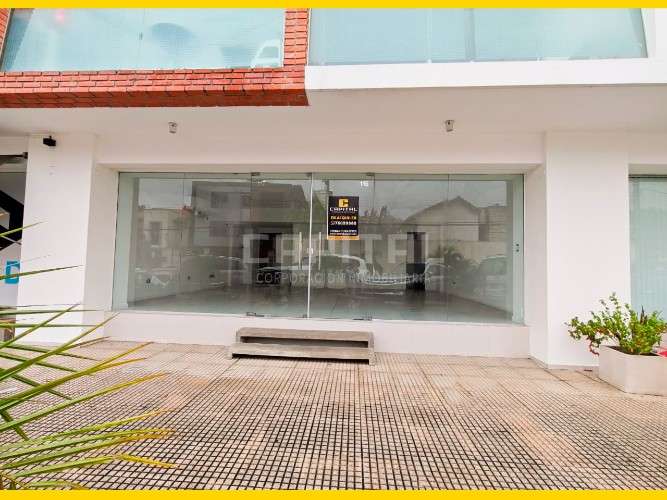 Local comercial en alquiler zona norte  av la salle1649927824