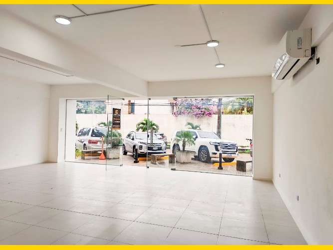 Local comercial en alquiler zona norte  av la salle1649927824