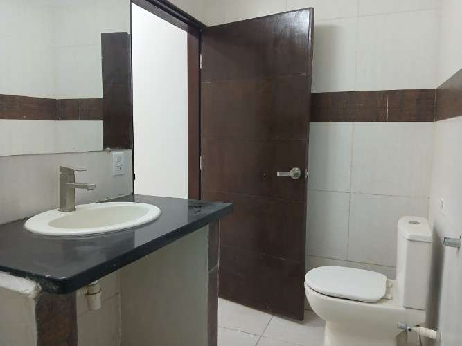 Casa grande en venta ideal para negocio, balneario o restaurant1723164723