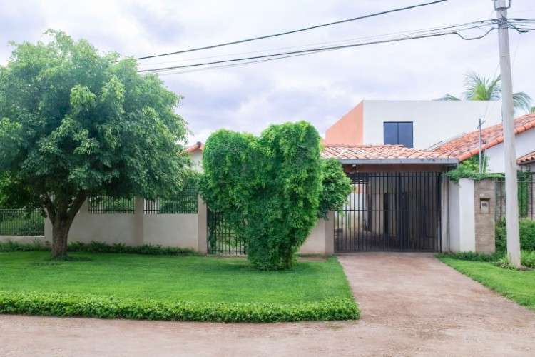 Casa en venta zona doble via la guardia544199918