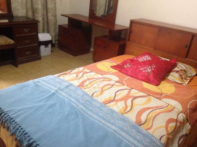 Habitacion amoblada en alquiler 1050894389