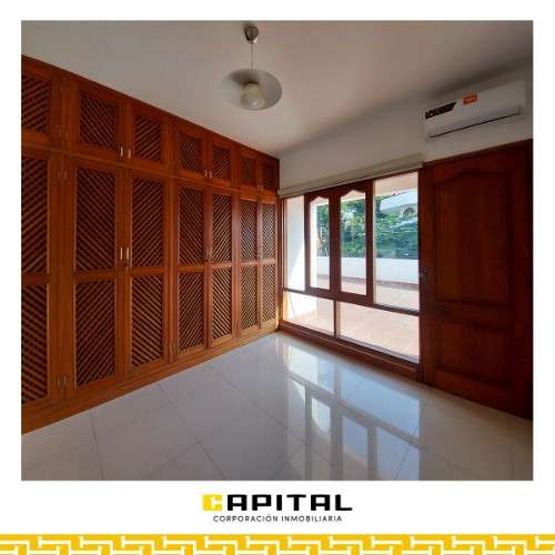 Hermosa casa con piscina en alquiler, barrio las palmas, santa cruz, bolivia, paola kaiser1066018701