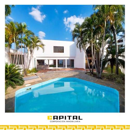 Hermosa casa con piscina en alquiler, barrio las palmas, santa cruz, bolivia, paola kaiser1066018701