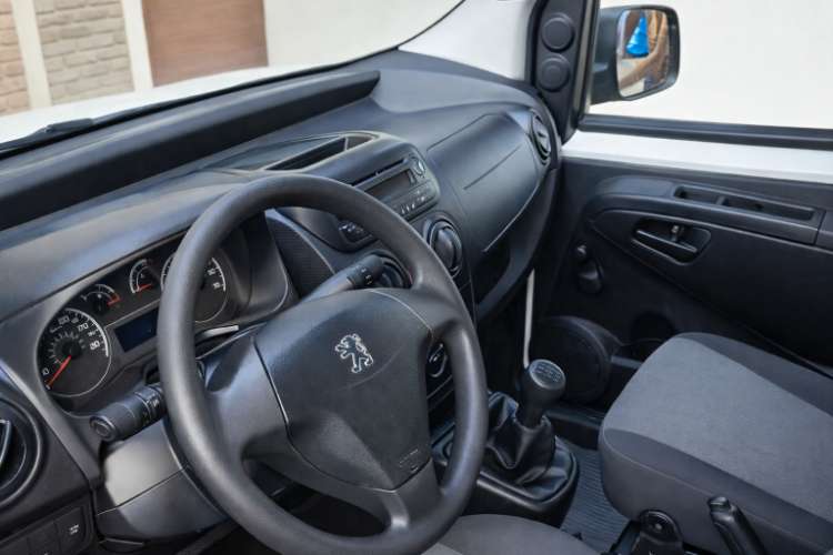 Vendo furgon peugeot bipper 2013 como nuevo1163505367