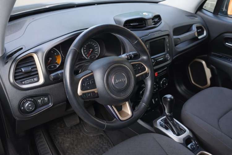 Vendo jeep renegade 2017 como nuevo433840298