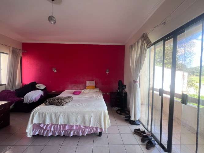 Casa en venta 4 dormitorios en noroeste - barrio exclusivo2109561892