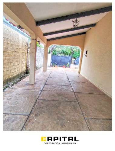 Barrio urbari – casa de una planta en alquiler1234754211
