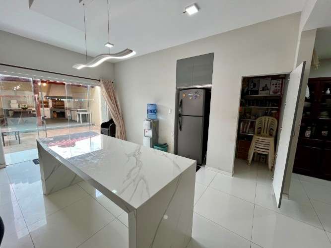 Amplia casa en anticrético 6to anillo - zona sur78909415