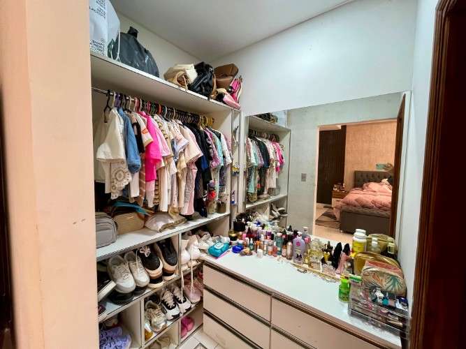 Amplia casa en anticrético 6to anillo - zona sur78909415