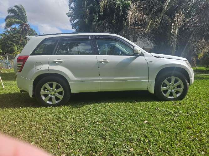 Suzuki grand vitara 20101611791311