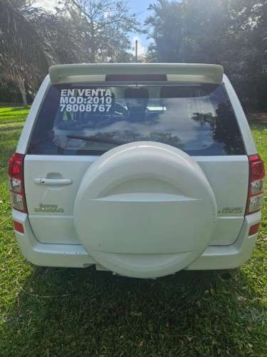 Suzuki grand vitara 20101611791311