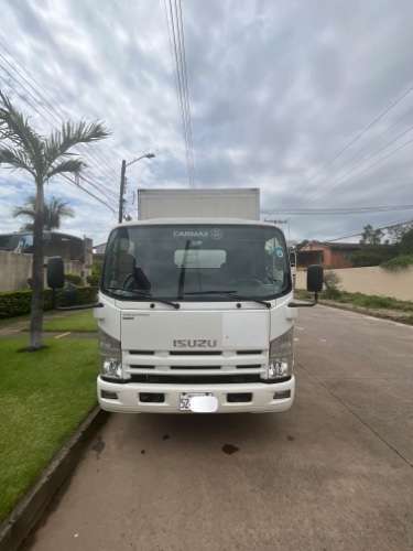 En oferta camion isuzu 2020 japonés y en perfecta condiciones947782599