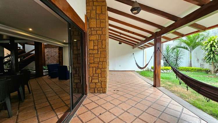 Exclusiva casa en venta – barrio branif, entre 2do y 3er anillo de la av. santos dumont238361916