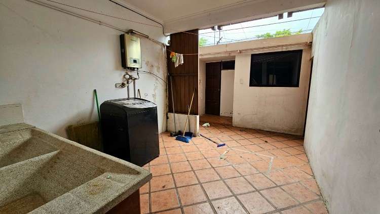 Exclusiva casa en venta – barrio branif, entre 2do y 3er anillo de la av. santos dumont238361916