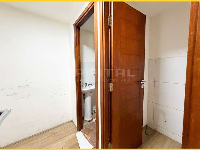 Local comercial sobre avenida los cusis18416080