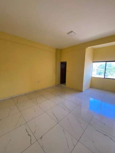  edificio de uso múltiple en alquiler704461191