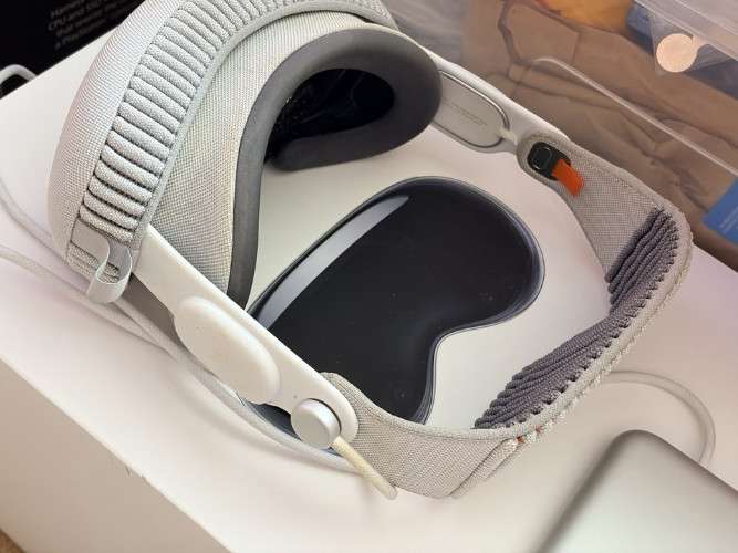 Apple vision pro (256 gb) + estuche de viaje de apple611381740