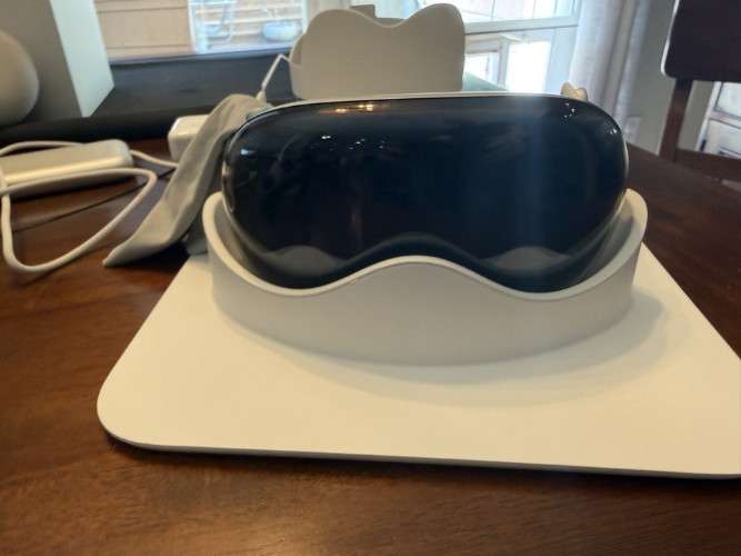 Apple vision pro (256 gb) + estuche de viaje de apple611381740