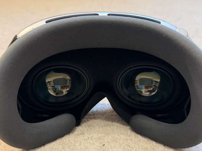 Apple vision pro (256 gb) + estuche de viaje de apple611381740