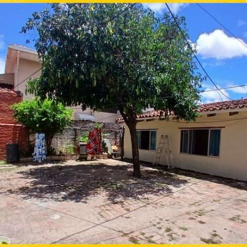 Amplia casa en venta zona av 2 de agosto1802691510