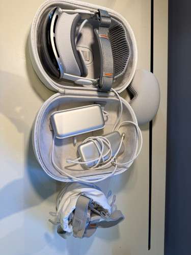 Apple vision pro (256 gb) + estuche de viaje de apple611381740