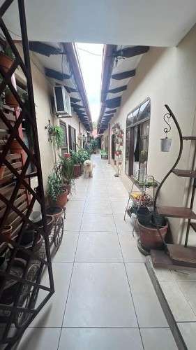 Amplia casa de 6 habitaciónes en el centro - ideal para tu familia525395620