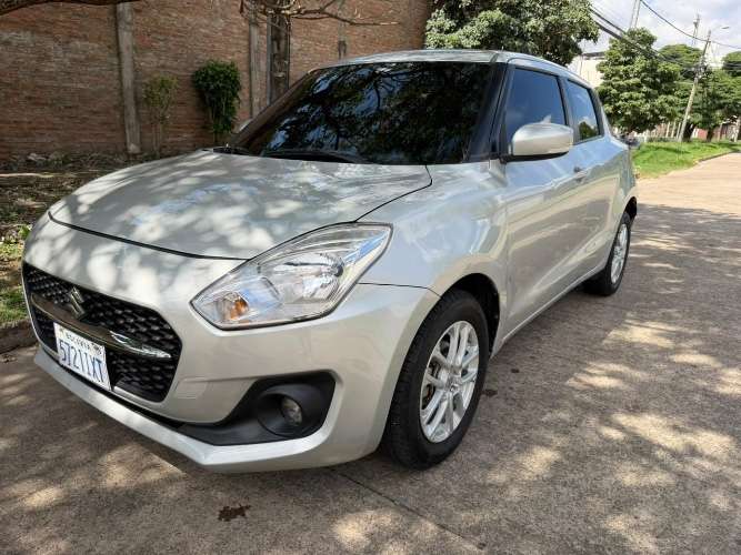 Suzuki swift 2022, económico y confiable con bajo consumo1813032226