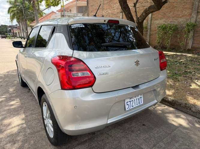 Suzuki swift 2022, económico y confiable con bajo consumo1813032226