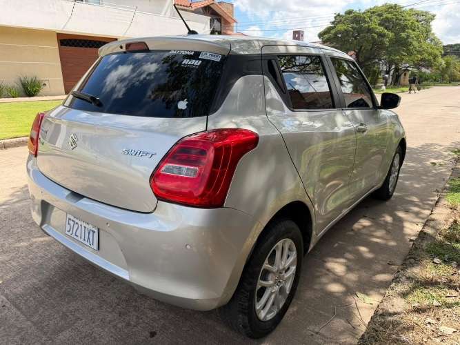 Suzuki swift 2022, económico y confiable con bajo consumo1813032226