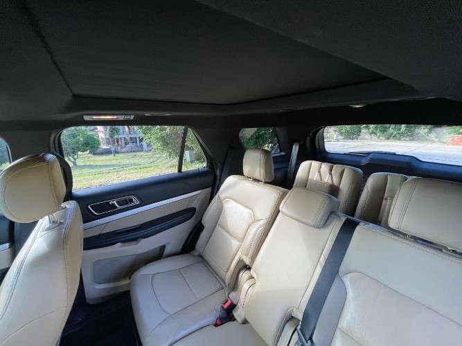 Ford explorer 2017 en excelente estado, lista para trasferir1100253174