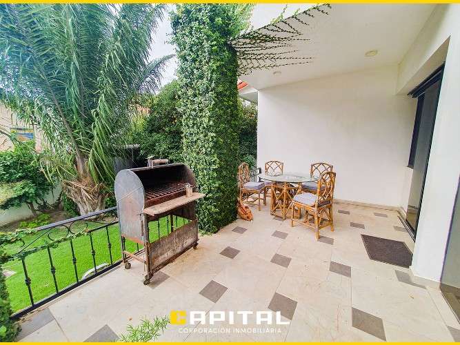 Amplia casa semiamoblada en alquiler con piscina zona villa bonita1479547119