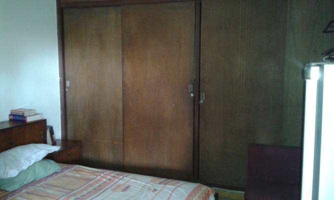 Habitacion amoblada en alquiler 1050894389