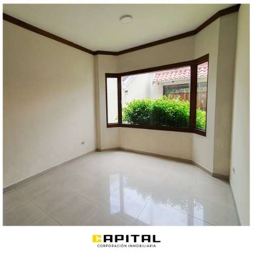 Casa en venta – zona av. roca y coronado394567683