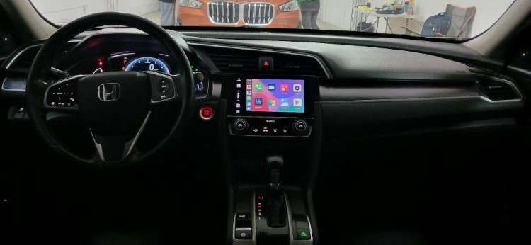 Vendo hermoso honda civic de tienda version full cel 75018362  caja automatica motor 1500cc turbo  techo solar mandos en el volante radio card play camara de retro  camara en el retrovisor luces led asientos de cuero full aire 3 modos de manejo eco normal1298599262