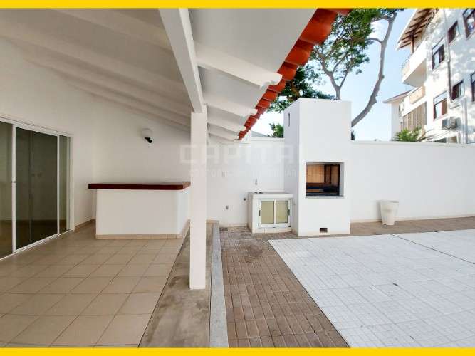 Amplia casa en alquiler en barrio las palmas931645615