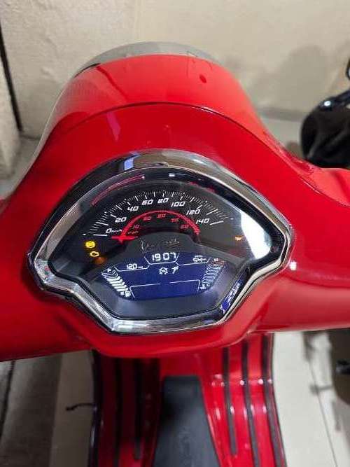 Vespa gts 300 súper 2023799927794