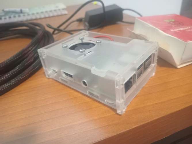 Raspberry pi 3b+1272135116