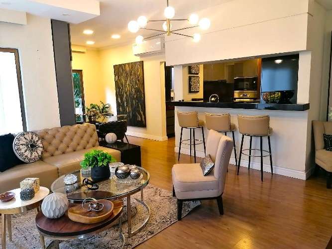 Dúplex en venta de 4 dormitorios +2 parqueos 4to anillo. próximo a la expocruz1349406768