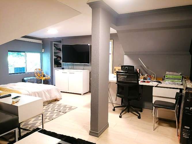 Dúplex en venta de 4 dormitorios +2 parqueos 4to anillo. próximo a la expocruz1349406768