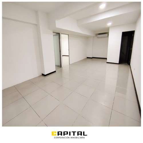 Vendo amplia oficina en planta baja – edificio alegranza959346325