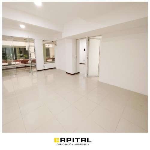 Vendo amplia oficina en planta baja – edificio alegranza959346325