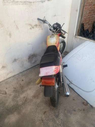 Suzuki ax-100 clásica 2009 - potencia y estilo inigualable594369403