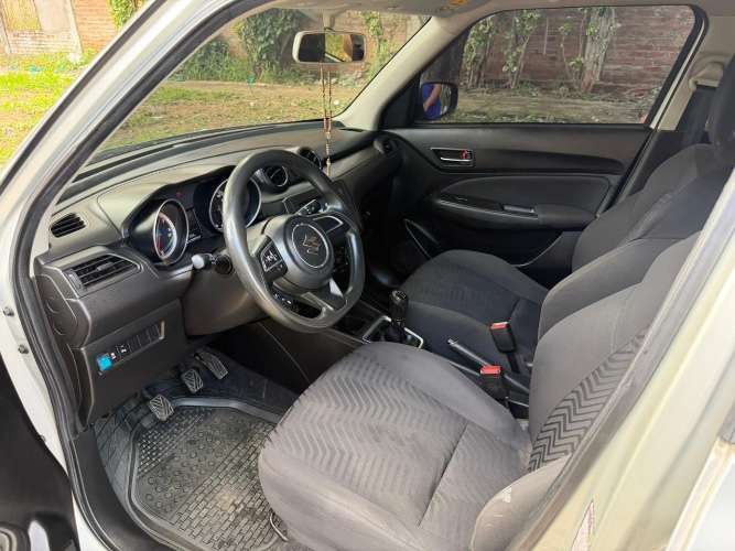 Suzuki swift 2022, económico y confiable con bajo consumo1813032226