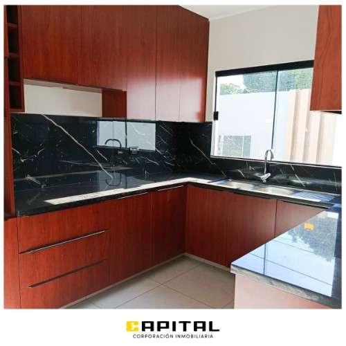 Ampia casa en venta de 4 suites zona alemana y octavo anillo1494047266