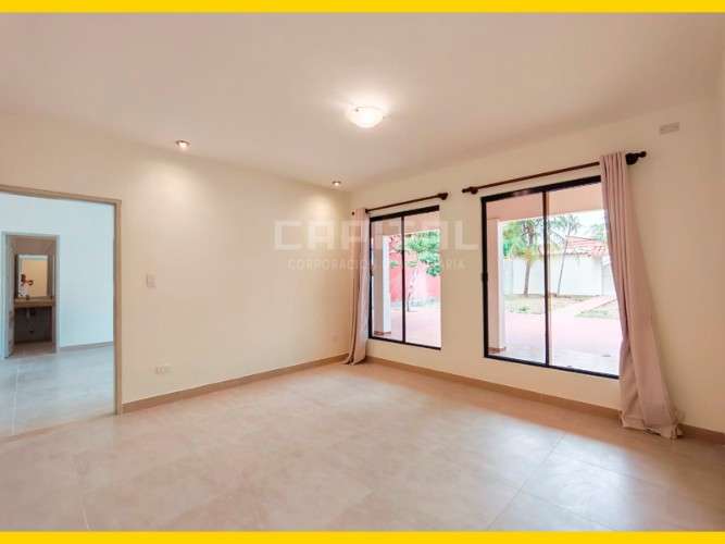 Ideal para empresas - casa de una planta en alquiler en bs. 5.500.-1834113743