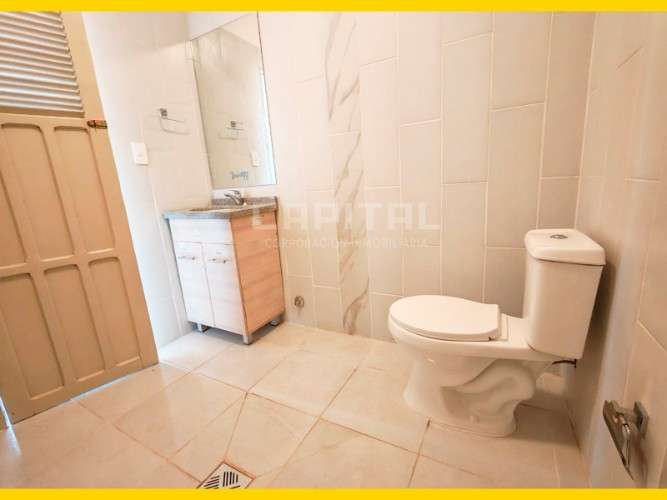 Ideal para empresas - casa de una planta en alquiler en bs. 5.500.-1834113743